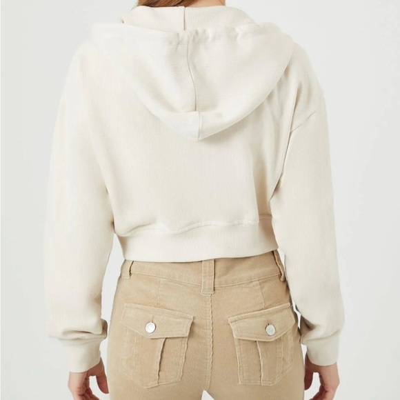 Ribbed Cropped Zip-up Hoodie - Picture 8 of 10
